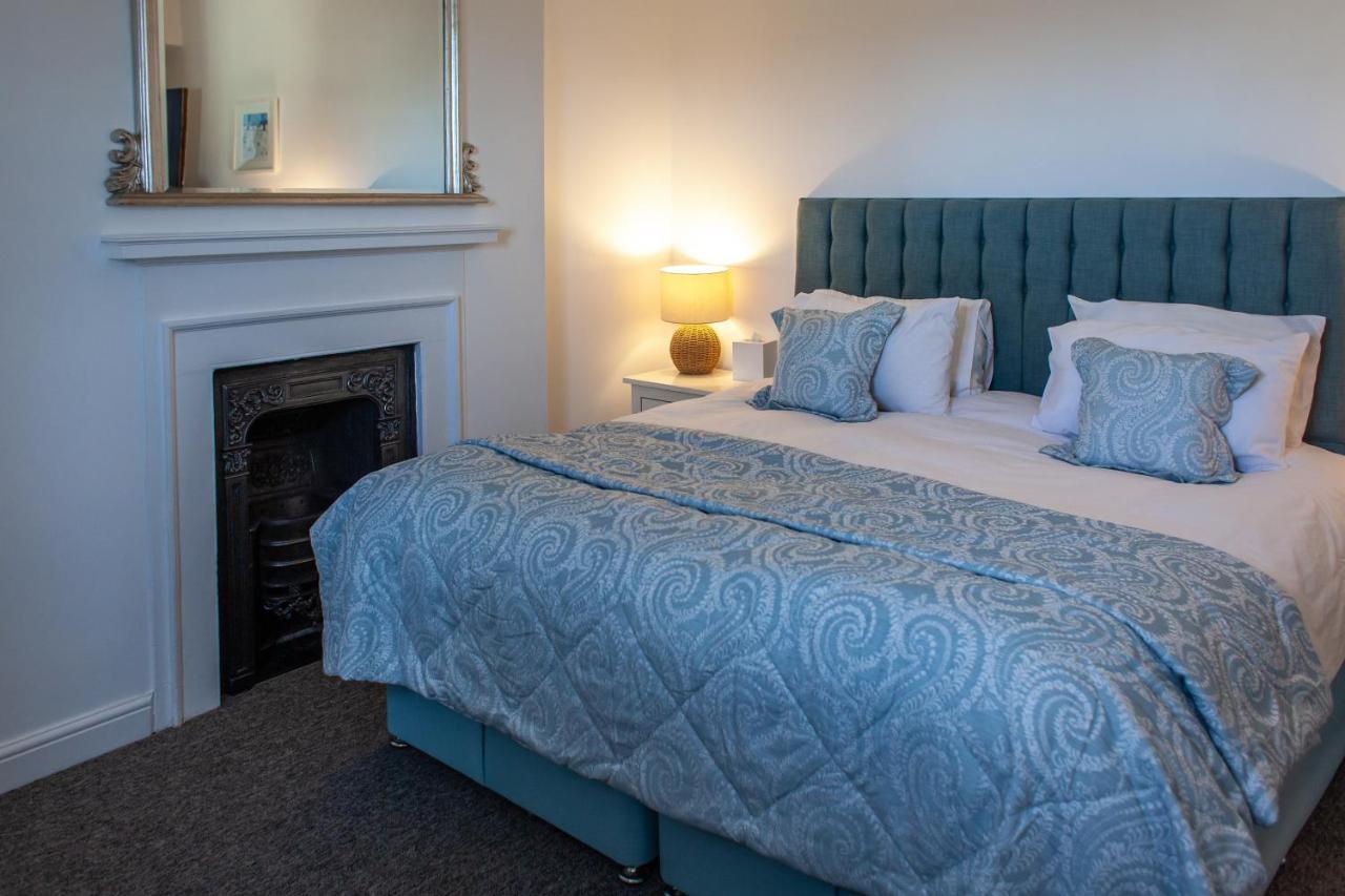 No. 98 Boutique Hotel Уэймут Экстерьер фото