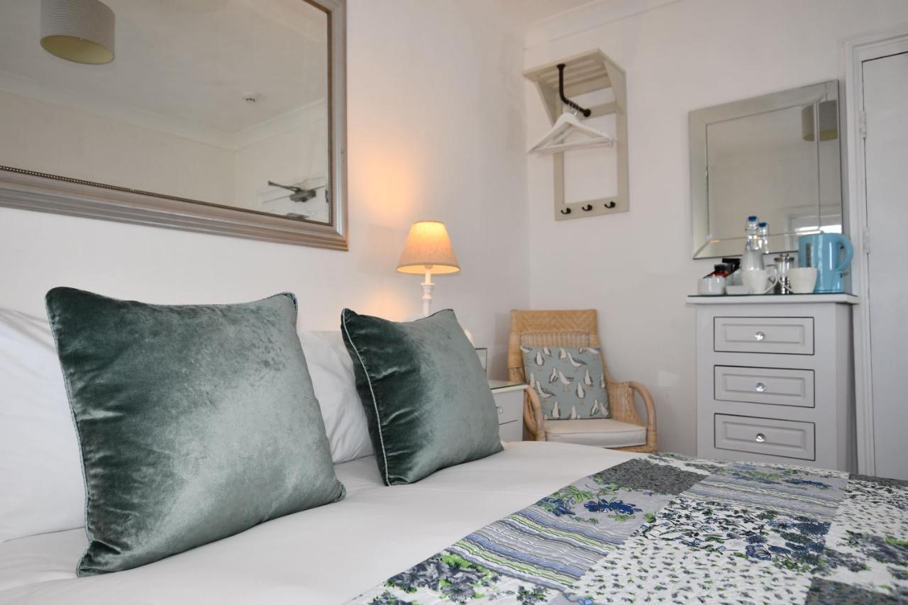 No. 98 Boutique Hotel Уэймут Экстерьер фото