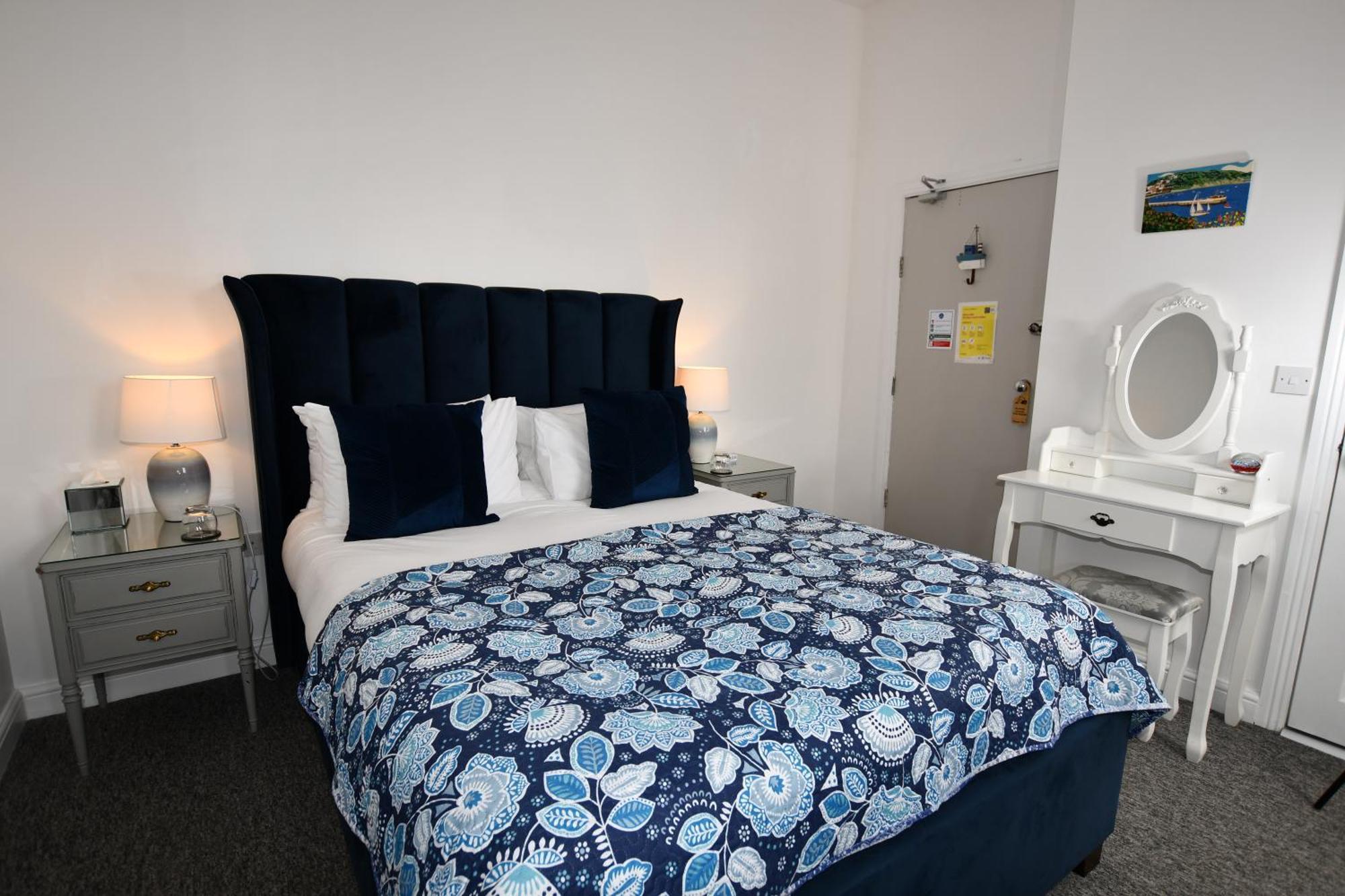 No. 98 Boutique Hotel Уэймут Номер фото